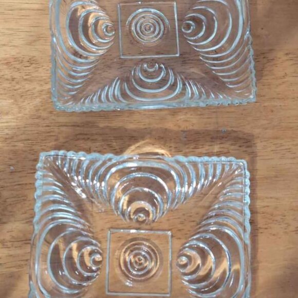 Mid Century Modern Candy Dish with Optic Circles -- Clear Glass Dishes - Picture 2 of 3